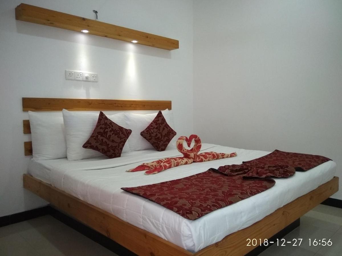 Hotel Awon Mirissa Zewnętrze zdjęcie